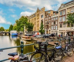 Amsterdam travel guide